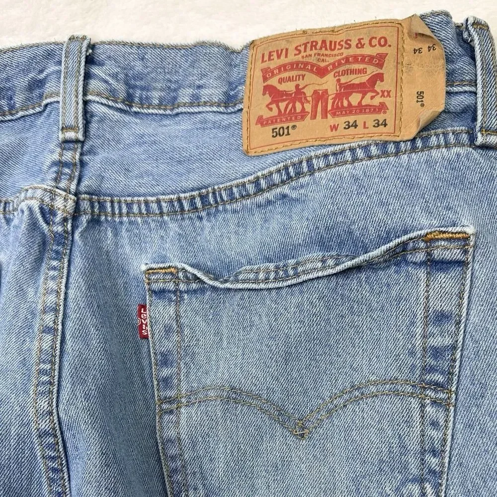 Levis very good